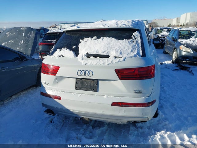 WA1LHAF70HD047429 Audi Q7 2.0t Progressiv