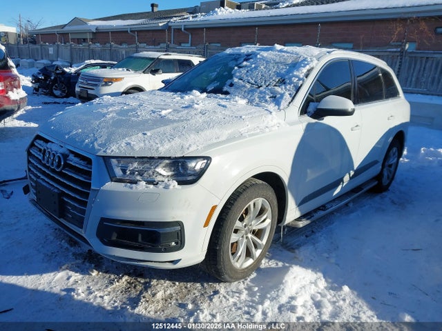 WA1LHAF70HD047429 Audi Q7 2.0t Progressiv