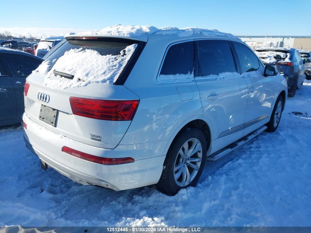 WA1LHAF70HD047429 Audi Q7 2.0t Progressiv