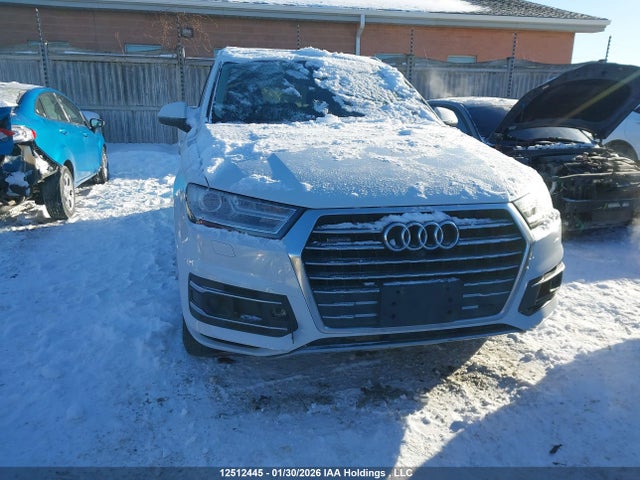 WA1LHAF70HD047429 Audi Q7 2.0t Progressiv