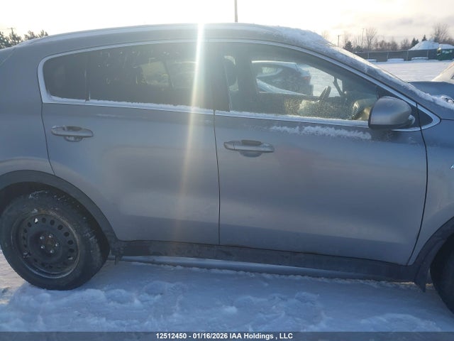 KNDPMCAC2K7512236 KIA Sportage Lx