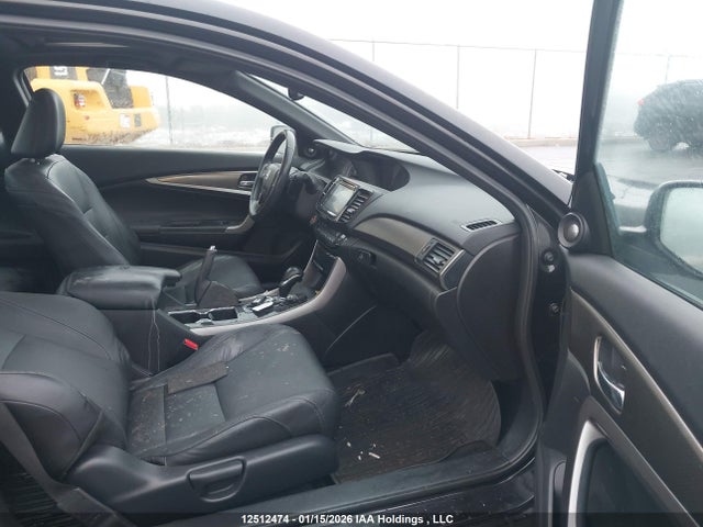1HGCT2B9XGA800581 Honda Accord Touring