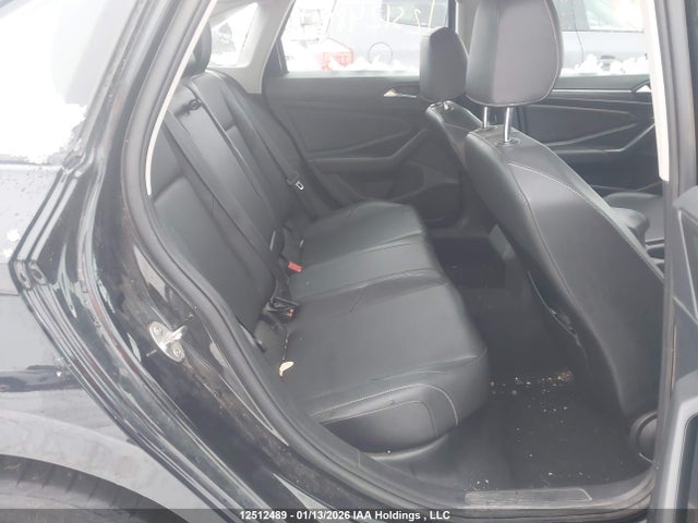 3VWW57BU9KM026999 Volkswagen Jetta Highline