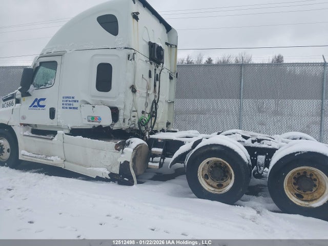 2022 Freightliner New Cascadia 126 მანქანა იყიდება აუქციონზე, vin: 3AKJHHFG6NSNU3971, აუქციონის ნომერი: 12512498