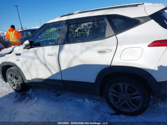 KNDEPCAA2M7051054 KIA Seltos