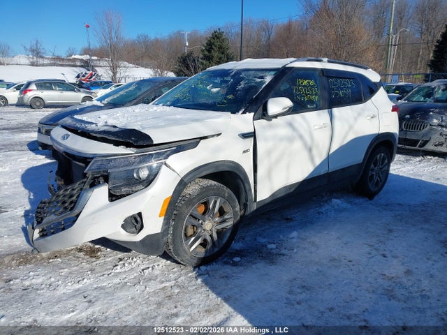 KNDEPCAA2M7051054 KIA Seltos