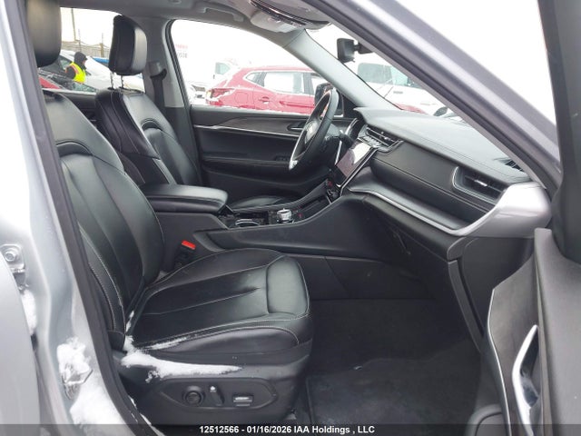 1C4RJHBG9P8743099 Jeep Grand Cherokee Limited
