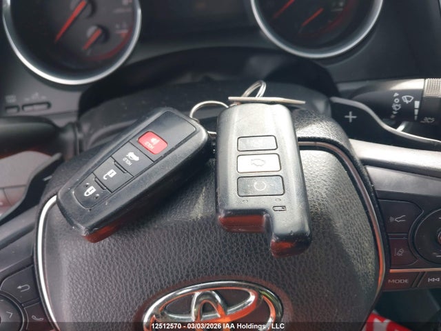 4T1B61HK3KU700900 Toyota CAMRY XSE