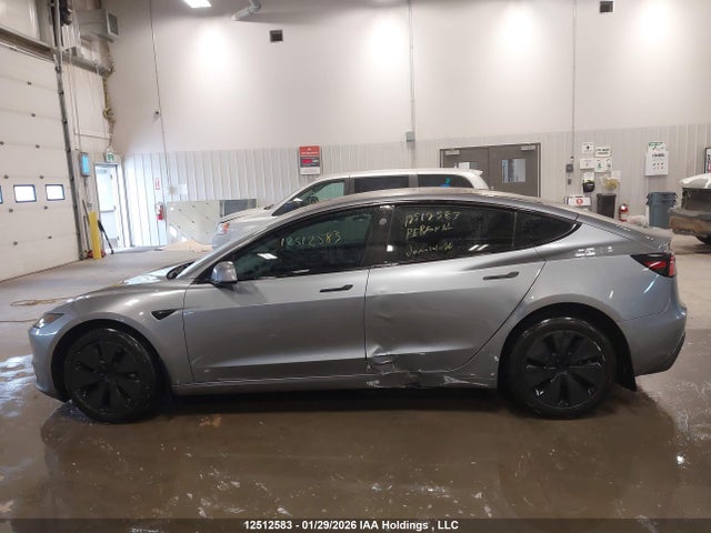 LRW3E7EB2RC262645 Tesla MODEL 3