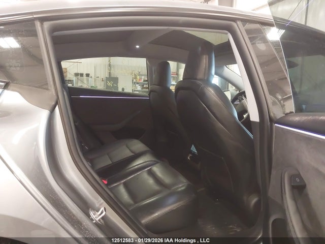 LRW3E7EB2RC262645 Tesla MODEL 3