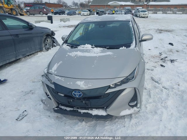 JTDKAMFP1N3198112 Toyota Prius Prime Upgrade