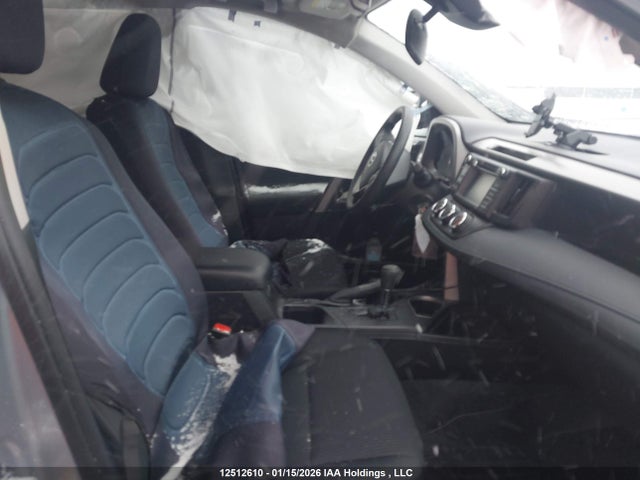 Toyota RAV4 LE 2018 2T3BFREV4JW697735 Image 5
