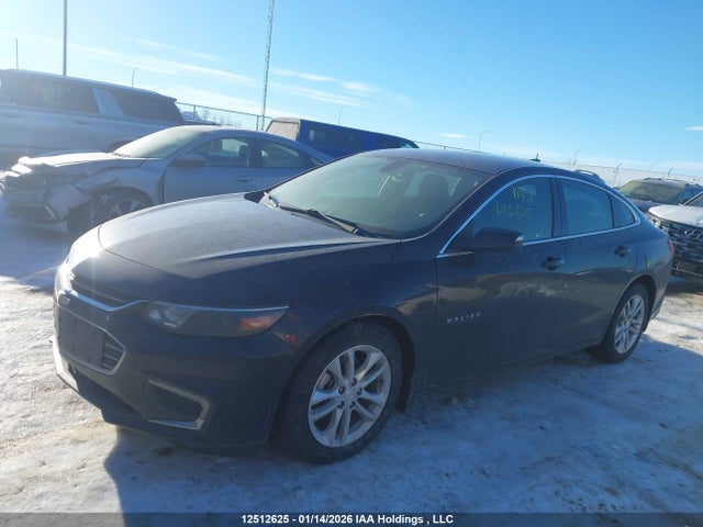 1G1ZD5ST0JF113647 Chevrolet MALIBU LT
