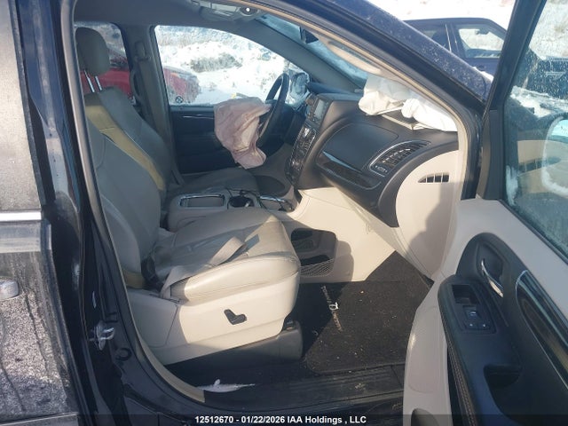 2C4RC1GG8FR603199 Chrysler Town &amp; Country