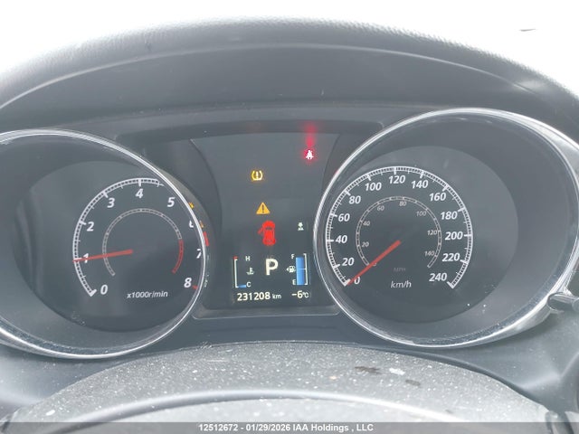 JA4AHUAU7PU601571 Mitsubishi RVR