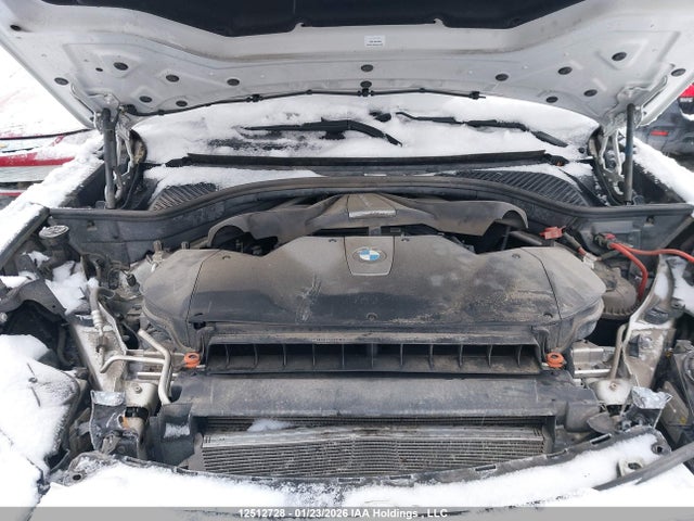 5UXKR6C53G0J83119 BMW X5 Xdrive50i