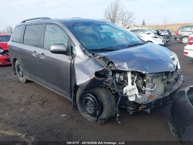 Aukcja sprzedaży 2015 Toyota Sienna Le V6, vin: 5TDKK3DC7FS627745, numer aukcji: 12512737