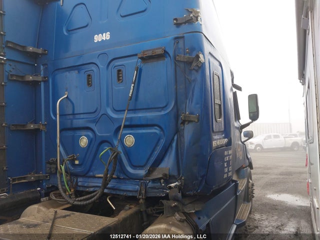 3AKJHHDR1JSHW1673 Freightliner Cascadia 126