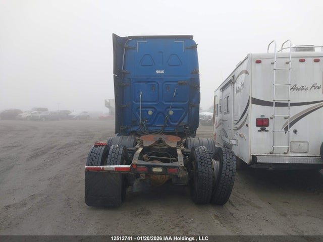 3AKJHHDR1JSHW1673 Freightliner Cascadia 126