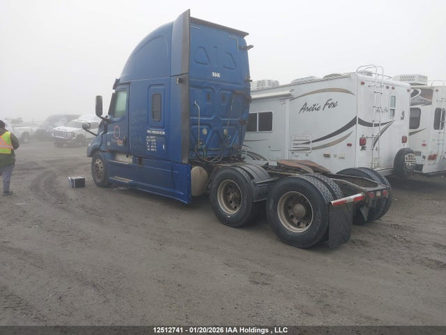 3AKJHHDR1JSHW1673 Freightliner Cascadia 126