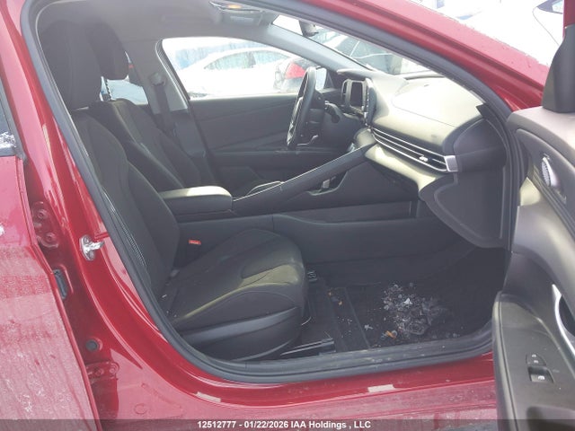 KMHLM4DG5RU702901 Hyundai Elantra Preferred