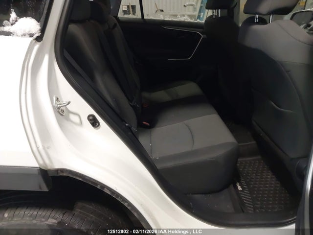 Toyota RAV4 LE 2019 2T3Z1RFV6KC010608 Image 8