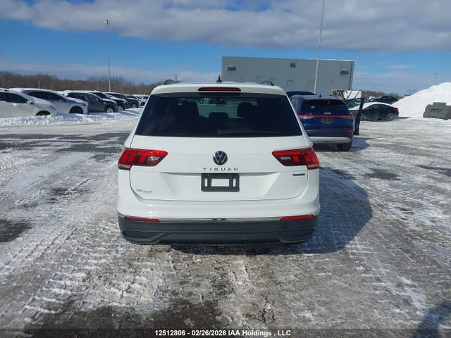 3VVFB7AX4RM023043 Volkswagen TIGUAN S