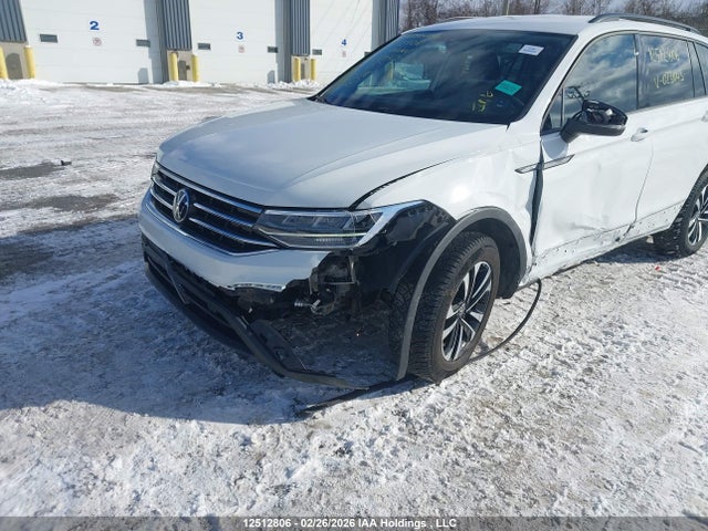 3VVFB7AX4RM023043 Volkswagen TIGUAN S