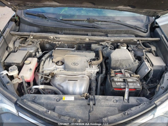 Toyota RAV4 LE 2018 2T3BFREV2JW811733 Image 10