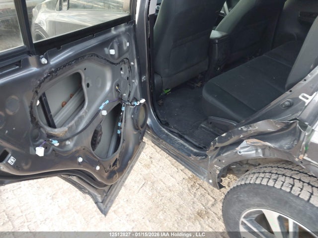 Toyota RAV4 LE 2018 2T3BFREV2JW811733 Image 22