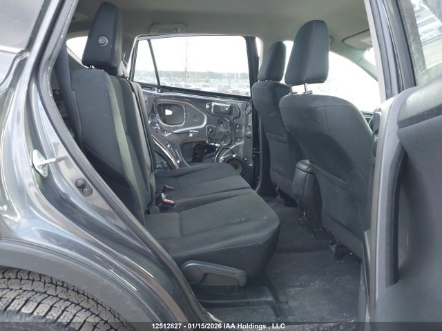 Toyota RAV4 LE 2018 2T3BFREV2JW811733 Image 8