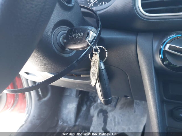 KM8K12AA0LU410511 Hyundai Kona Essential