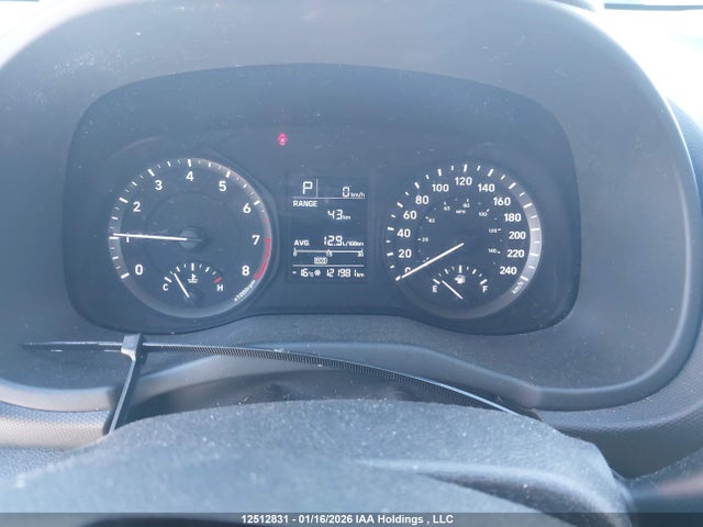 KM8K12AA0LU410511 Hyundai Kona Essential