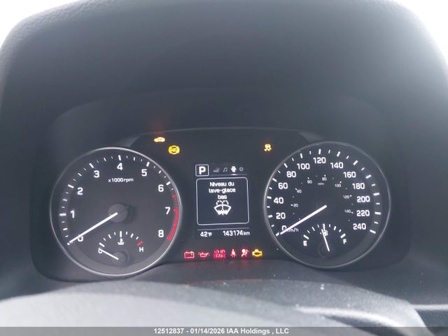 KMHD84LF0HU100567 Hyundai ELANTRA GL