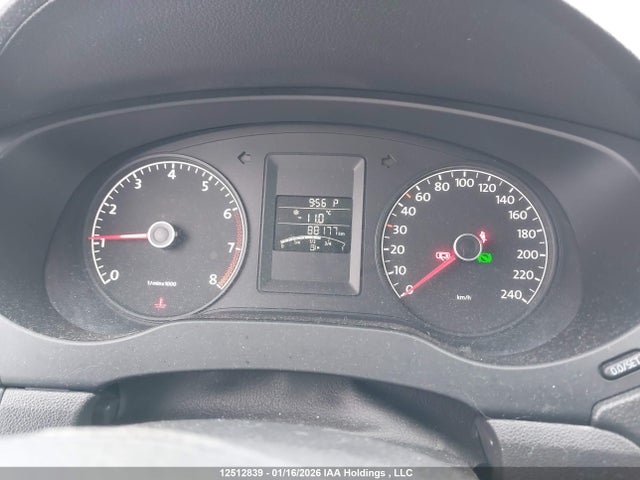 2014 Volkswagen Jetta 2.0l Trendline+ მანქანა იყიდება აუქციონზე, vin: 3VW2K7AJ4EM408893, აუქციონის ნომერი: 12512839