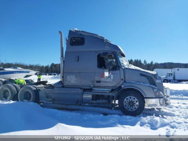Volvo Vn L 2015 4V4NC9EH2FN911026 Image 14