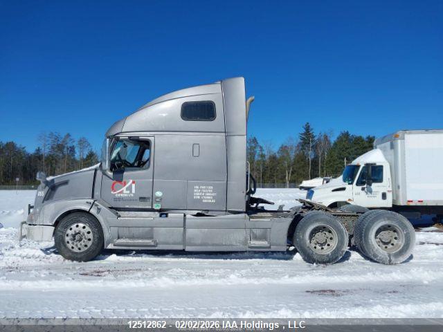 Volvo Vn L 2015 4V4NC9EH2FN911026 Image 15