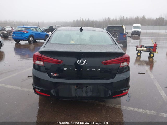 KMHD84LFXLU110094 Hyundai Elantra Luxury