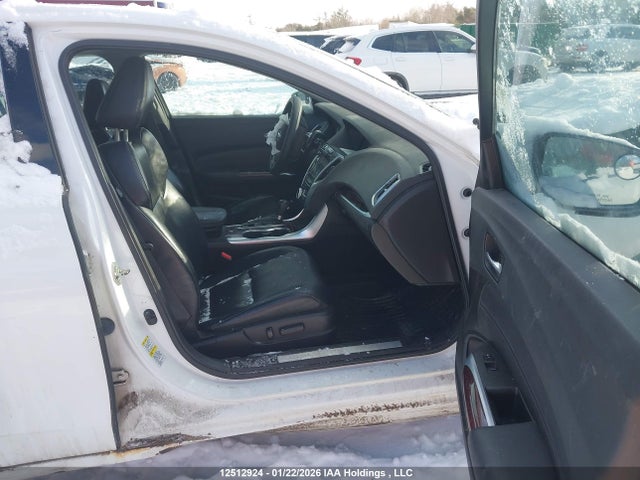 19UUB1F57GA800417 Acura TLX TECH