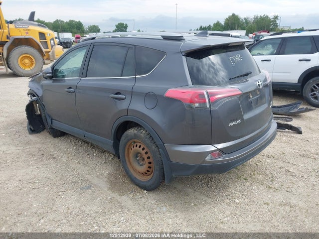 Toyota RAV4 2018 2T3BFREV4JW791078 Image 3