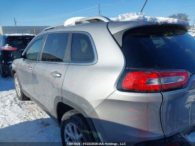 1C4PJLCS5EW140026 Jeep Cherokee Latitude
