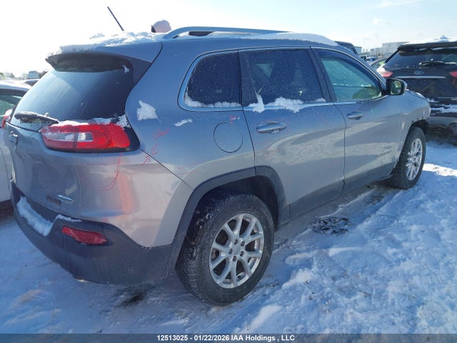 1C4PJLCS5EW140026 Jeep Cherokee Latitude