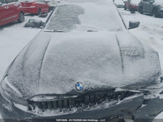 3MW5R7J00N8C32420 BMW 330XI