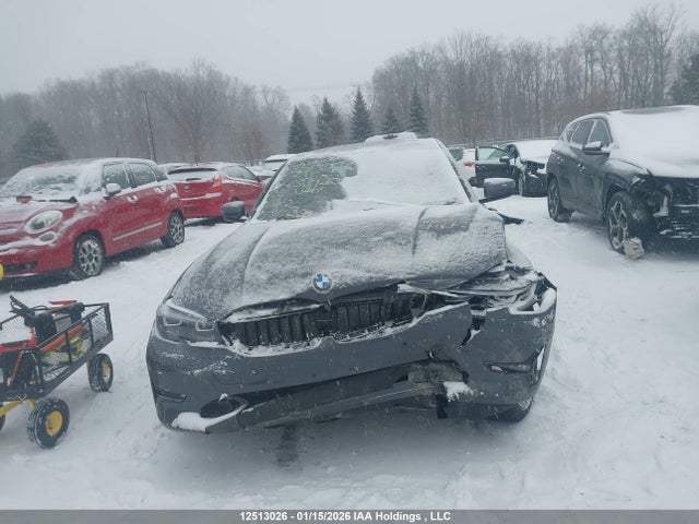 3MW5R7J00N8C32420 BMW 330XI