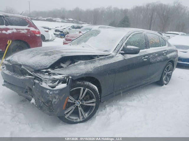 3MW5R7J00N8C32420 BMW 330XI