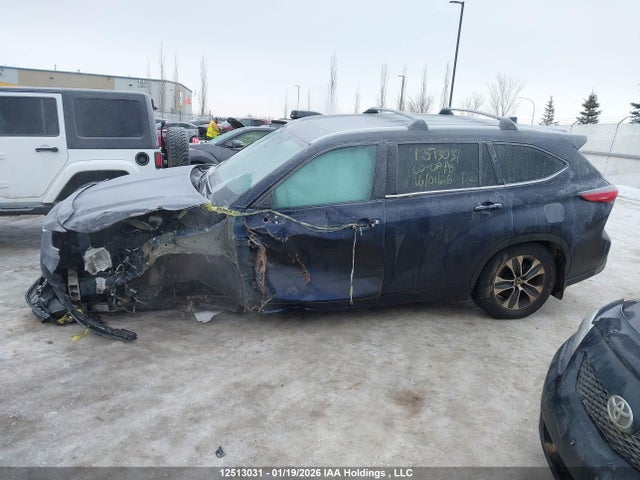 5TDGZRBH6NS568978 Toyota Highlander Xle