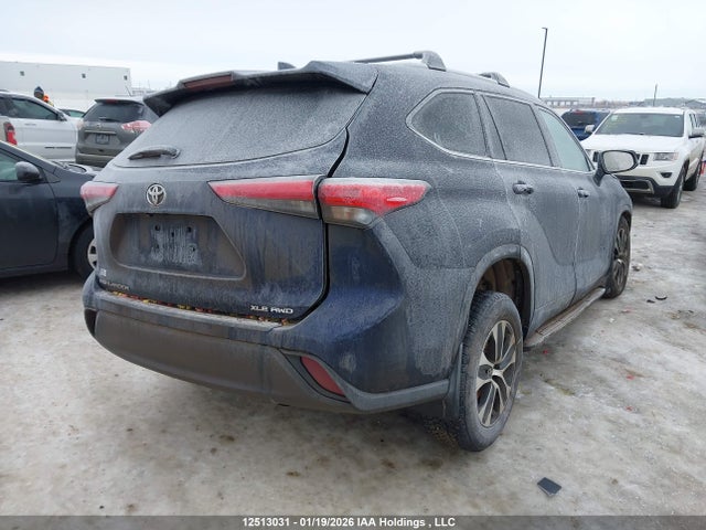 5TDGZRBH6NS568978 Toyota Highlander Xle