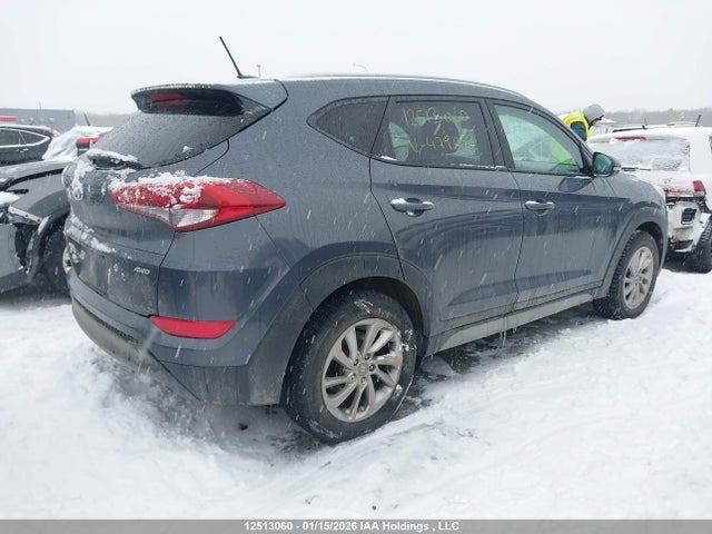 KM8J3CA42HU479052 Hyundai Tucson Premium