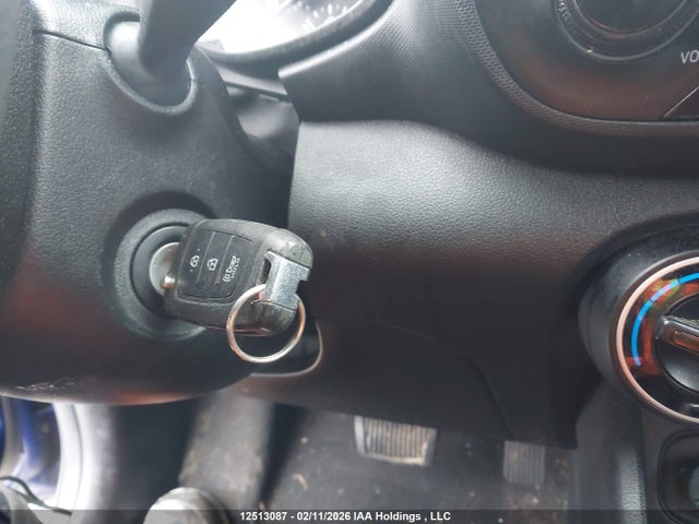 2020 Hyundai Venue Essential Auto Ivt მანქანა იყიდება აუქციონზე, vin: KMHRB8A35LU048109, აუქციონის ნომერი: 12513087