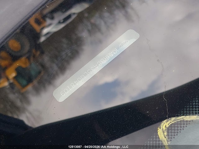 2020 Hyundai Venue Essential Auto Ivt მანქანა იყიდება აუქციონზე, vin: KMHRB8A35LU048109, აუქციონის ნომერი: 12513087